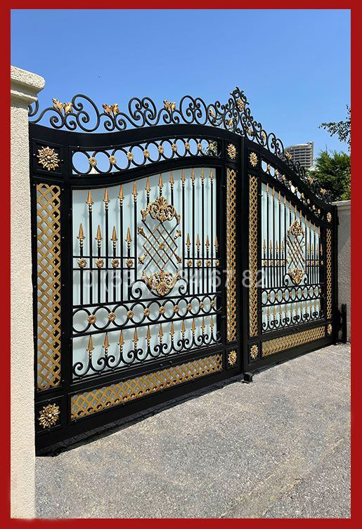 Automatic swing gate